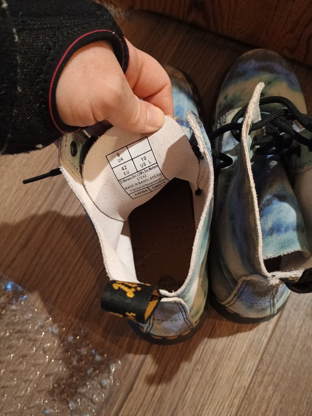 Dr. Martens size 10 1460 Pascal Tie Dye Blue Pattern Boot! - Picture 3 of 9